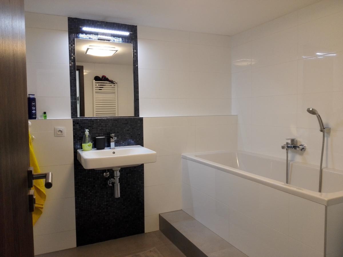 Trinity Residence براغ المظهر الخارجي الصورة