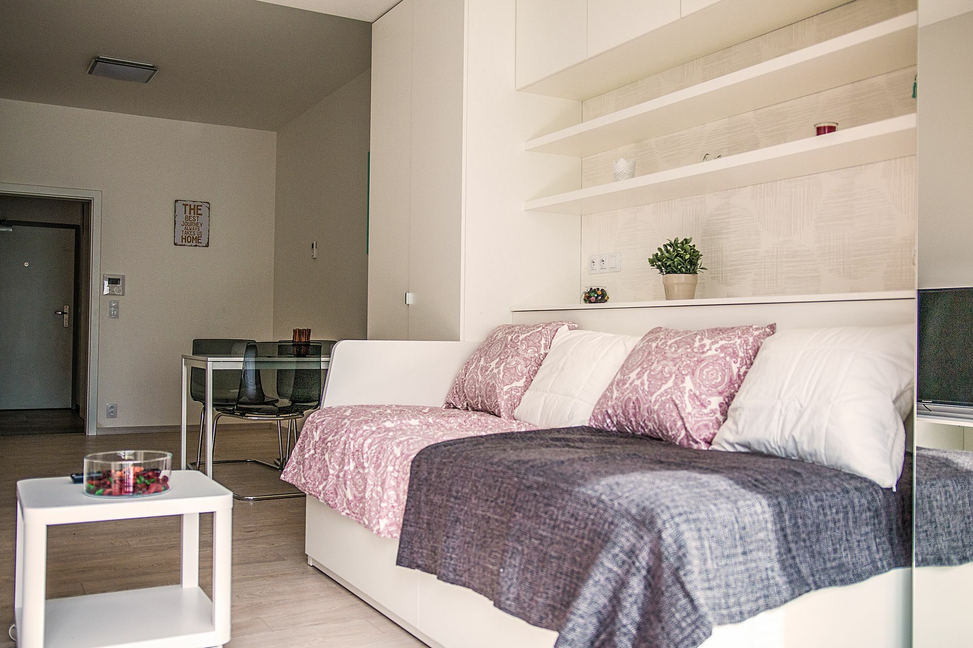 Trinity Residence براغ المظهر الخارجي الصورة